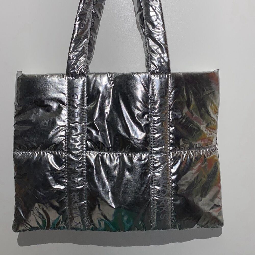 Bath & Body Works Women's Silver Metallic Puffer Tote‎ Hand Bag NWT